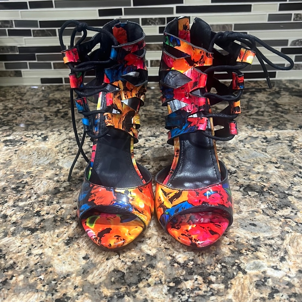 Steve Madden heels size 7